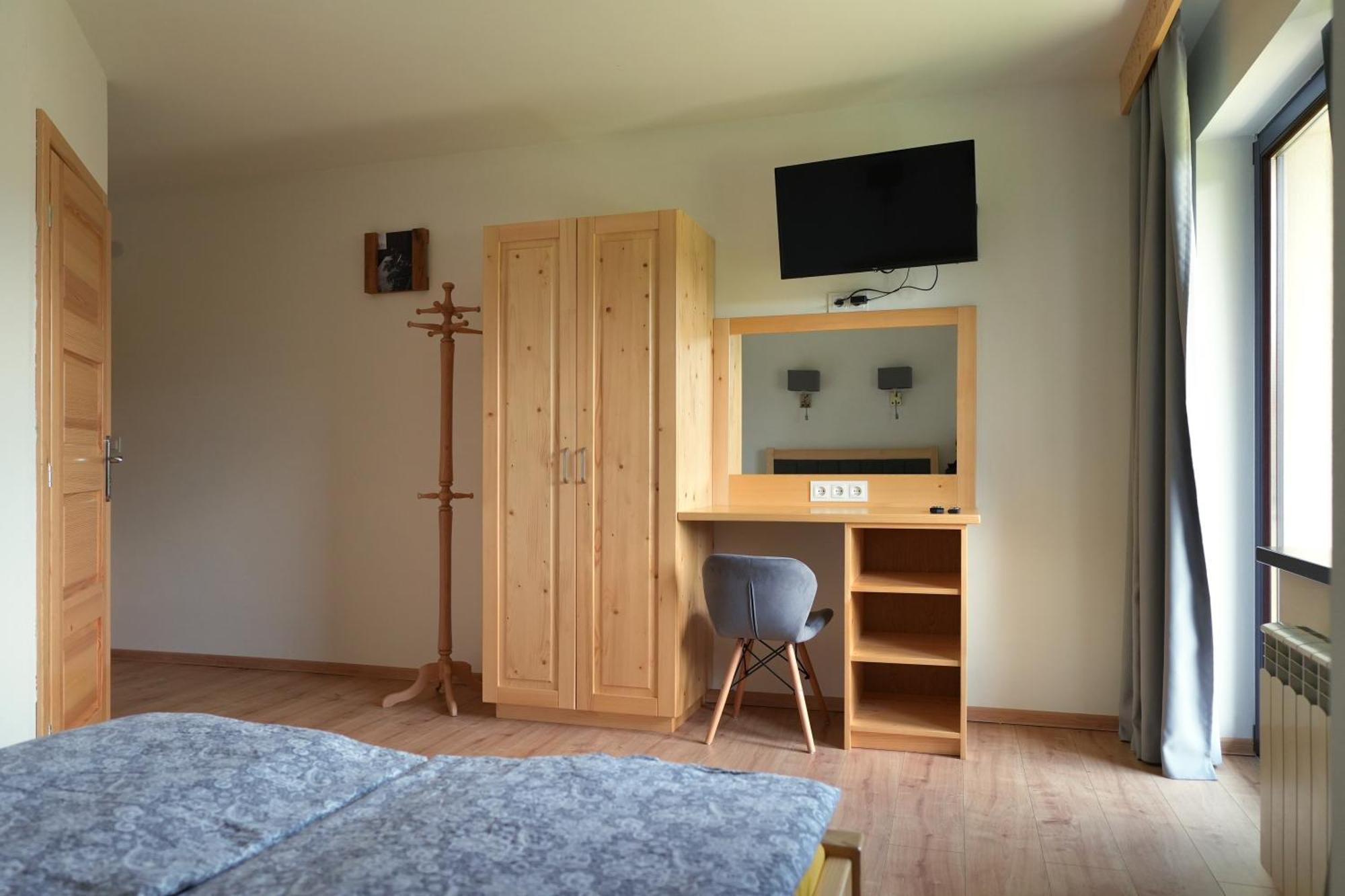 Pod Hawraniem Hotel Jurgow Luaran gambar